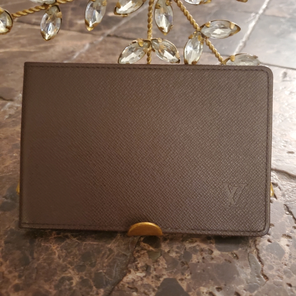 Louis Vuitton Brown Taiga Leather Card Holder Insert